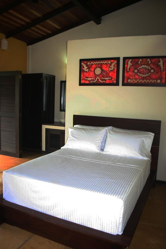Hotel Amazon Bed And Breakfast Leticia Exterior photo