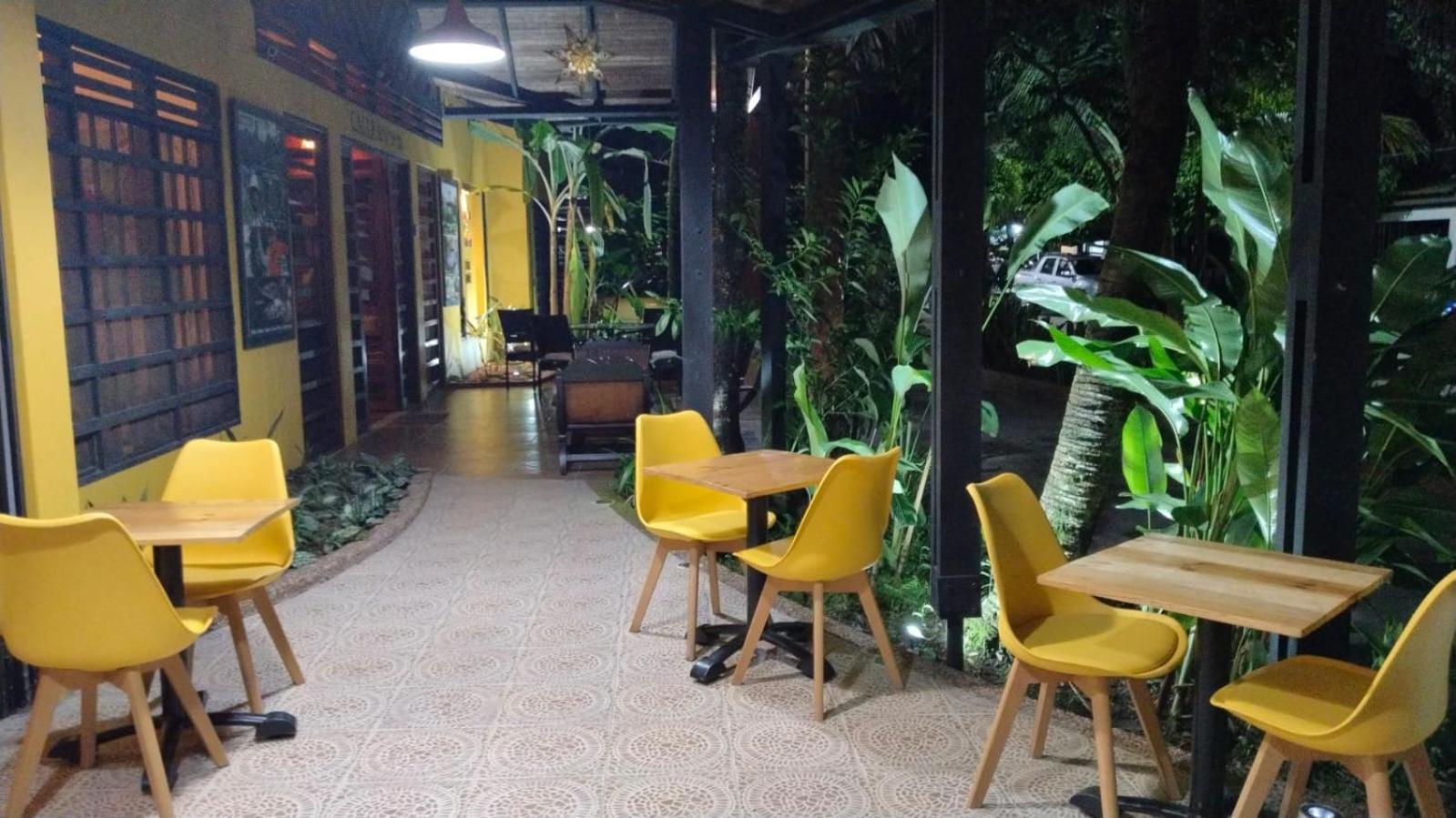 Hotel Amazon Bed And Breakfast Leticia Exterior photo